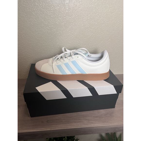 Adidas VL Court Base Women’s Sneakers Size 8.5 – White/Light Blue – New With Box - Picture 1 of 4